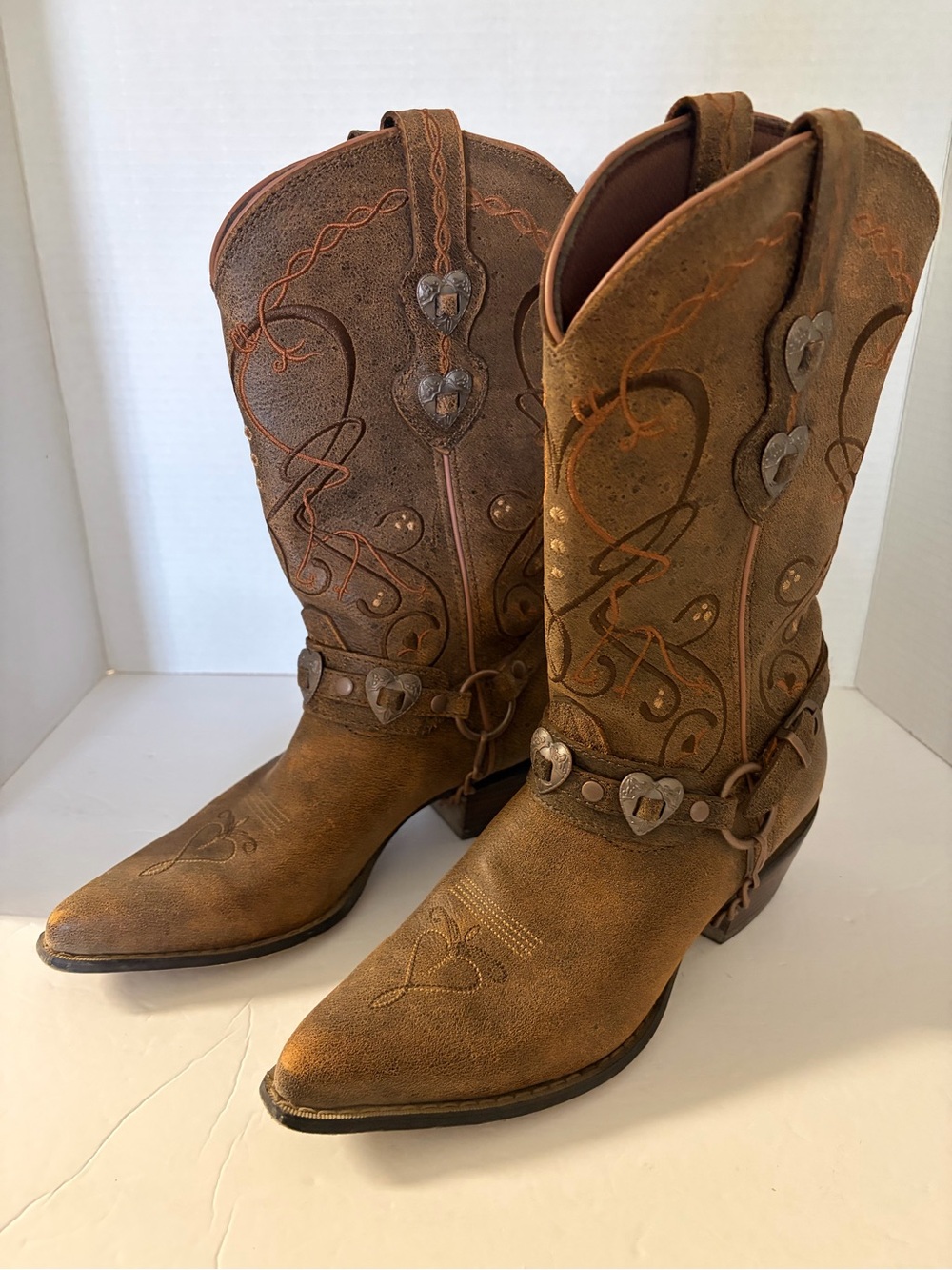 Durango Brown Embroidered Heart Accent Western Boots